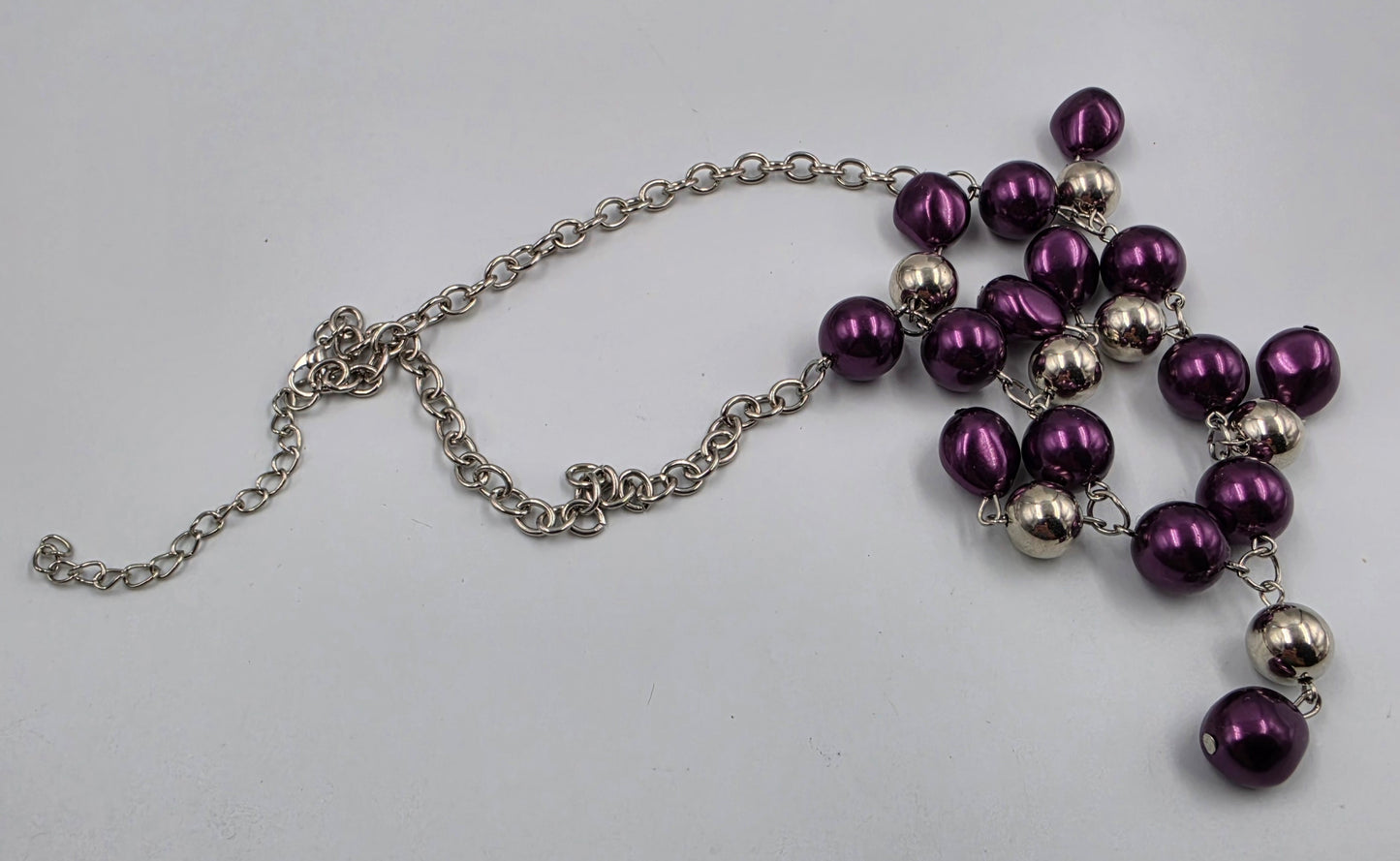 19"-21.5" Purple/Silver Dangle Bead Necklace