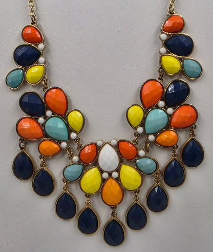 18.5"-21.5" Multi Color Faceted Acrylic Stone Statement Necklace