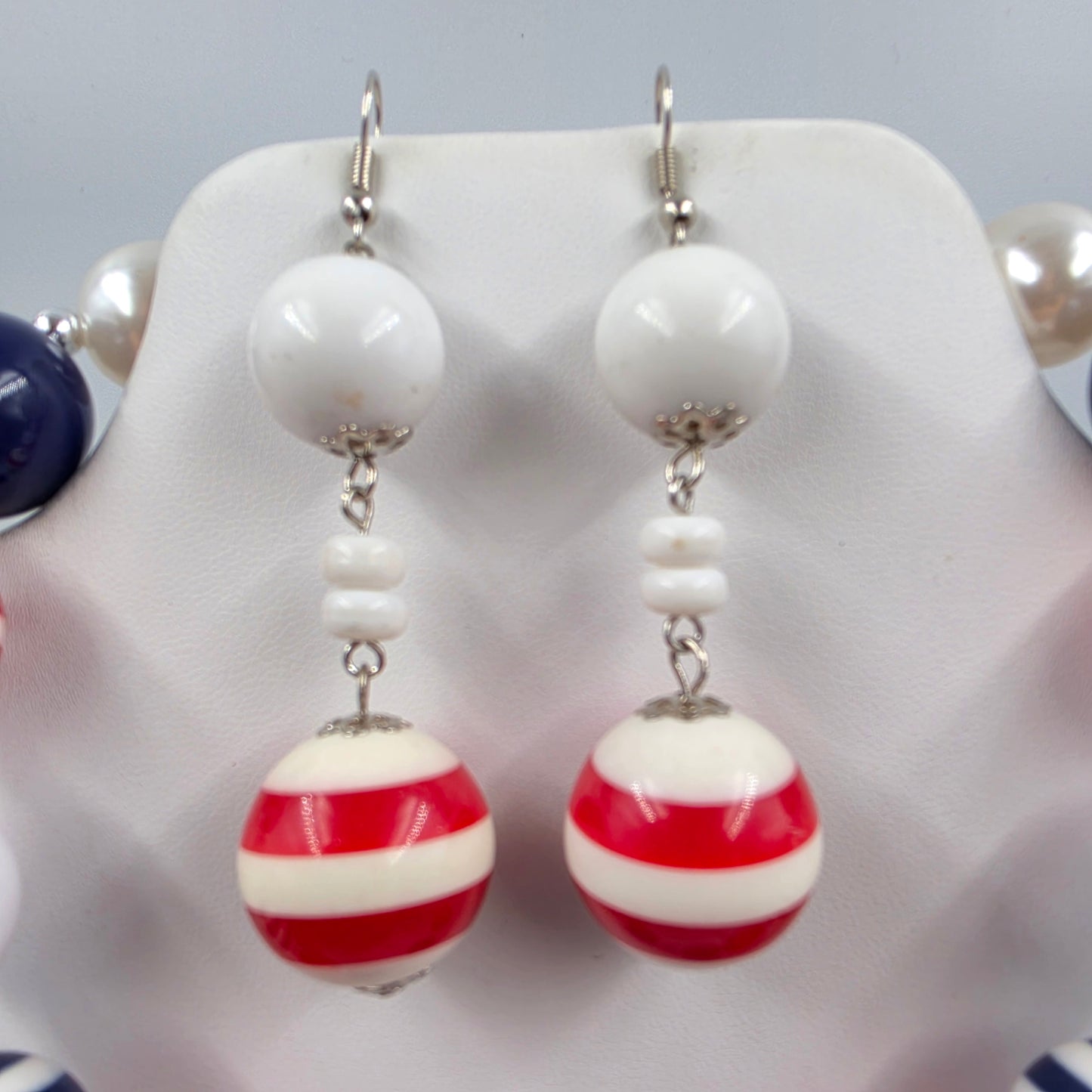 Nautical/ Patriotic Themed Bubblegum Beaded 15.5" Necklace And 3" Earring Set