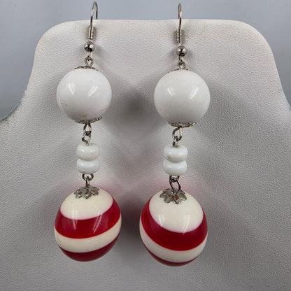 Nautical/ Patriotic Themed Bubblegum Beaded 15.5" Necklace And 3" Earring Set