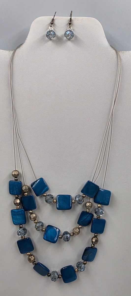 18"-21" Blue Marbled Glass SquareDisk Bead/Blue Smoky Faceted Round Bead Necklace With Matching 1" Earrings