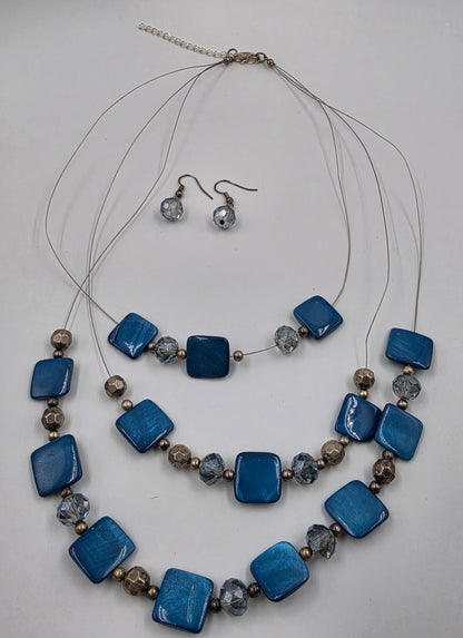 18"-21" Blue Marbled Glass SquareDisk Bead/Blue Smoky Faceted Round Bead Necklace With Matching 1" Earrings
