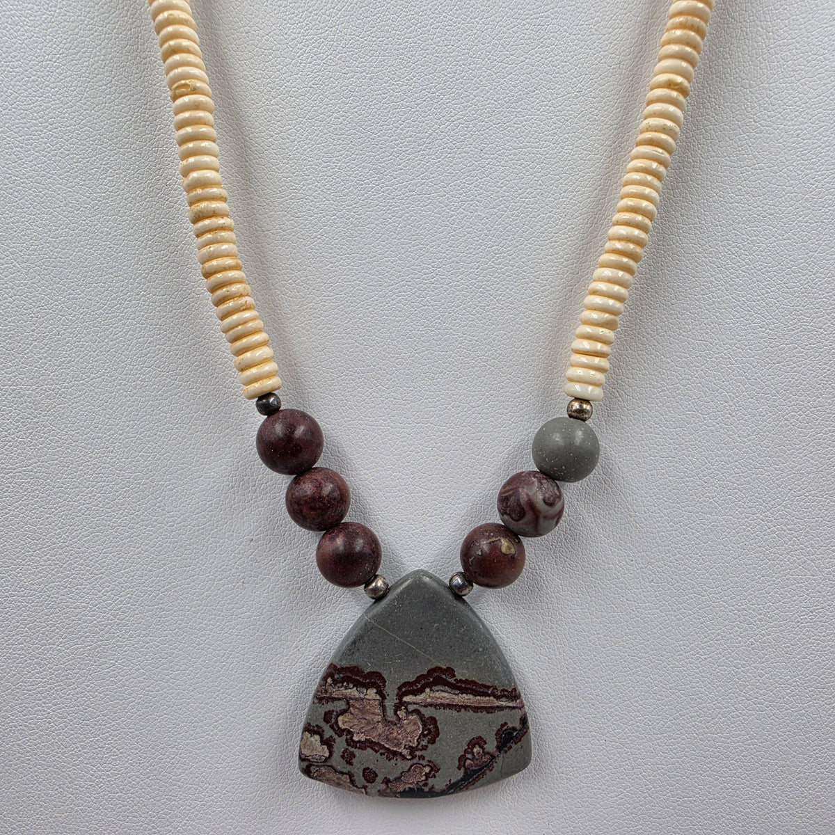 18.5" Chalcedony/Picture Jasper/Shell Disc Bead Necklace