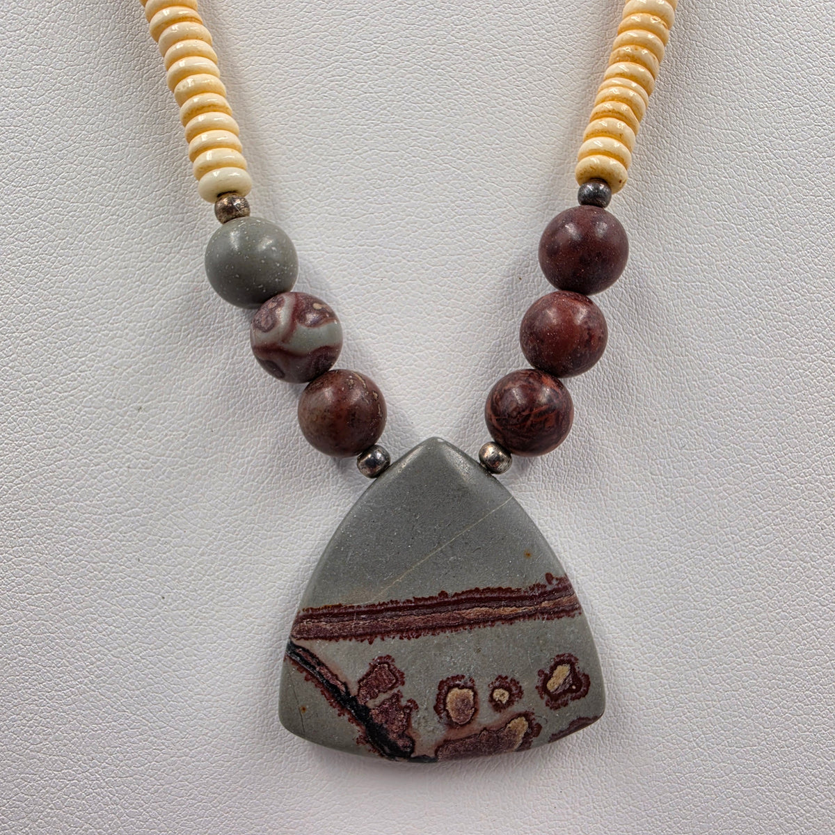 18.5" Chalcedony/Picture Jasper/Shell Disc Bead Necklace