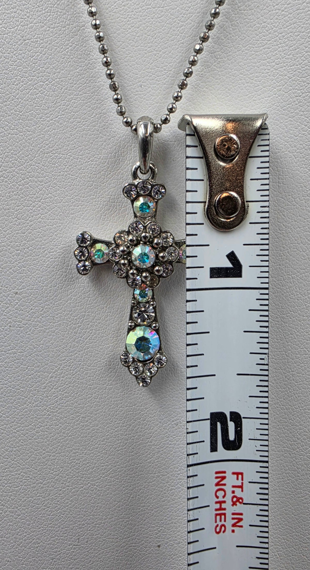 PREMIER DESIGNS Vintage 16"-19"  Silver Tone/Aurora Borealis Rhinestone Cross Necklace