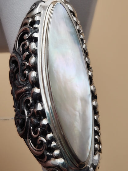 SAMUEL B. Mother Of Pearl/ Sterling Silver Filagree Finger Ring Size 6