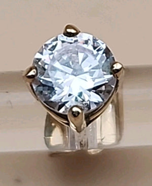 CARLA CORP. Vintage 14k/4.9mm White Topaz Stud Earrings 1 CTW