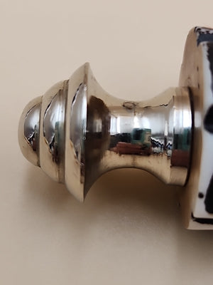 Silver Tone/Resin Handle With Ethnic Carvings Magnifying Glass