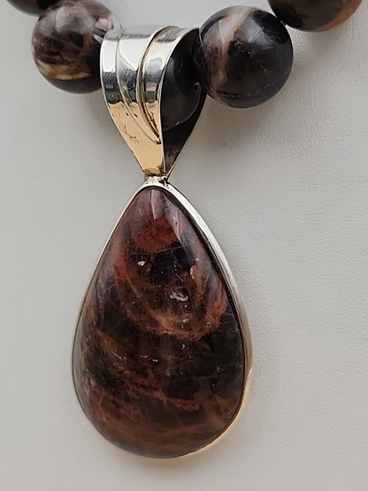 DESERT ROSE TRADING Chalcedony/Sterling Silver Pendant & Beaded 18"-21" Necklace