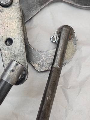1972 Or Older MOPAR 340/4 Barrel/Automatic/Kickdown Linkage HARD TO FIND