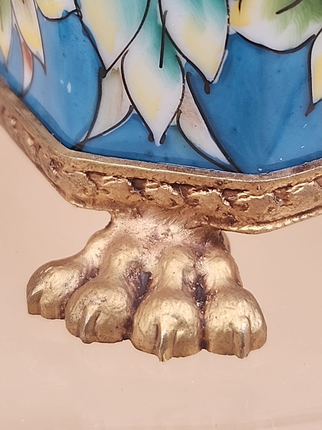 LIMOGES Peint A La Main #2559 Of 3400 Limited Edition Gilt Bronze Trinket Box