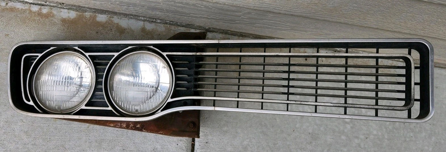 1970 DODGE POLARA Passenger Side Front Grill With Headlights As Is