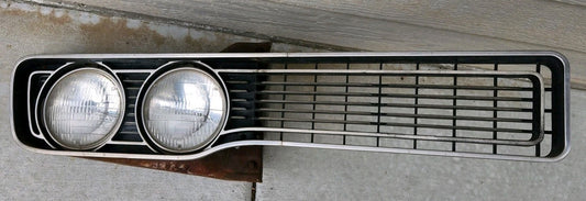 1970 DODGE POLARA Passenger Side Front Grill With Headlights As Is