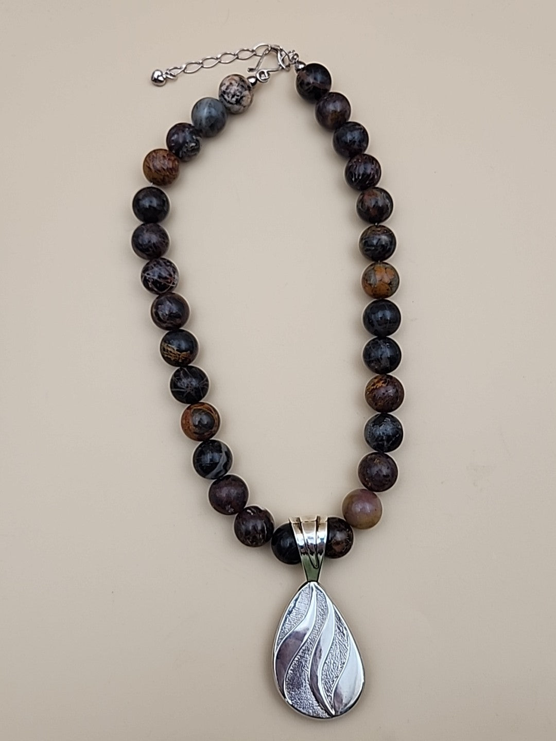 DESERT ROSE TRADING Chalcedony/Sterling Silver Pendant & Beaded 18"-21" Necklace