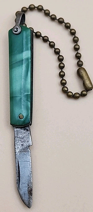 K.T. CO. 1940's Green Marble Celluoid/1 Blade/Vtg. Folding Pocket Knife/Pendant