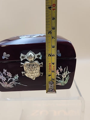 Korean Najeon Chiligi Mother Of Pearl Laquerware Ring Box