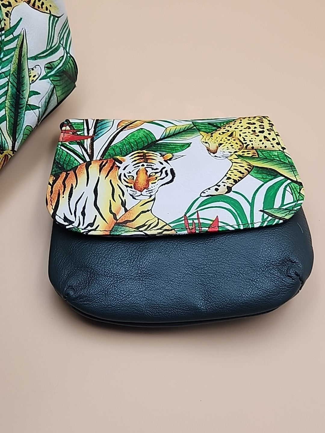 Sharif Hand Painted Jungle Tiger  Leather Hand Bag With  Detachable Crossbody
