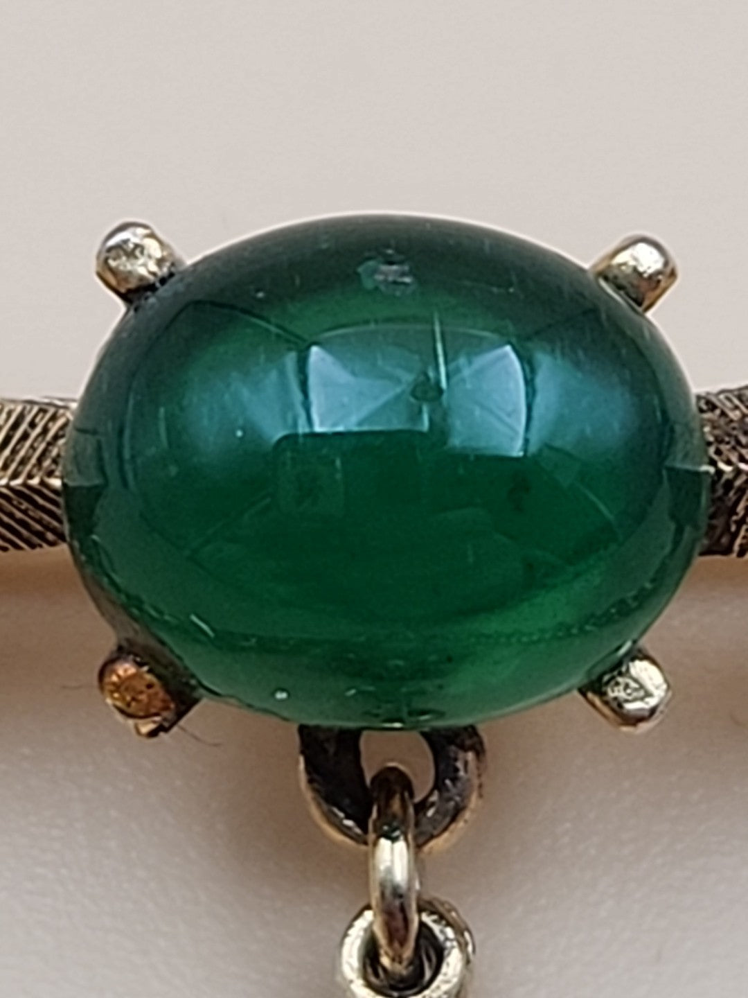 1950's-60's Victorian Revival Jadeite Cabochon/Gold Tone Cameo Dangle Brooch