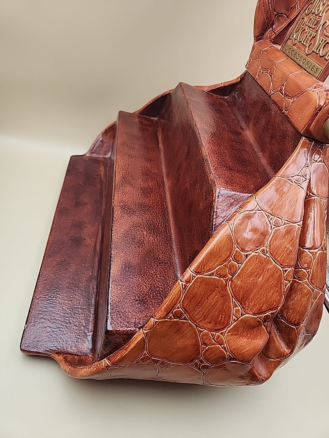 JUST THE RIGHT SHOE Handbag Shaped Display/3 Shelves/Heavy Duty