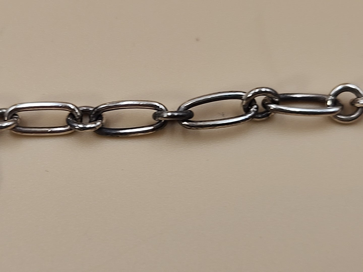 TIFFANY AND CO. 925 Silver Dbl. Dangle Heart 8" Open Link Charm Bracelet