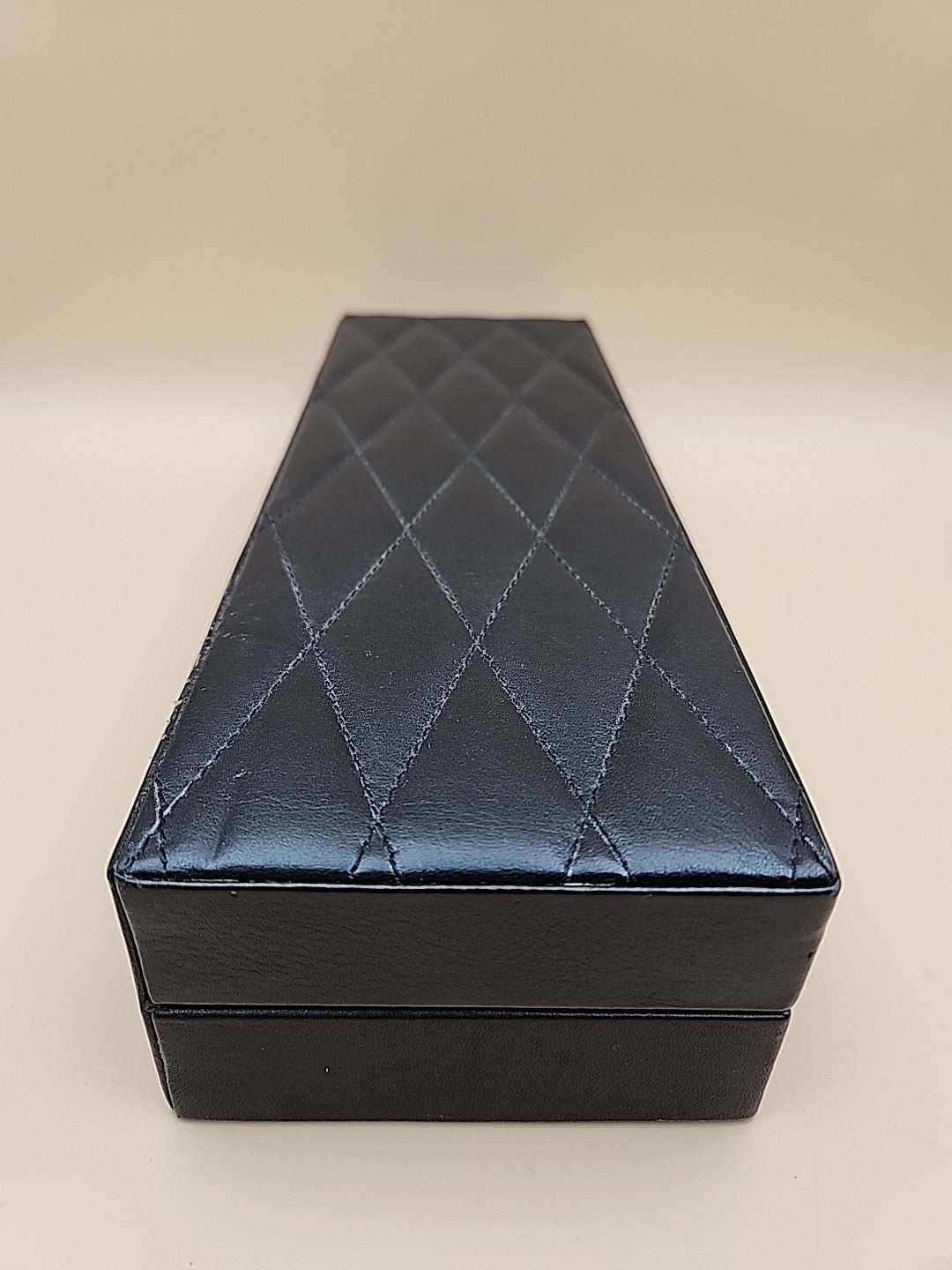 WOLF CAROLINE Black Vegan Leather/Ultra Suede Lined Watch And Jewelry Storage