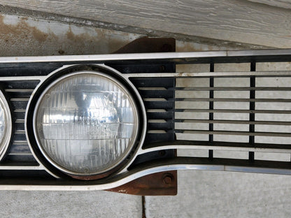 1970 DODGE POLARA Passenger Side Front Grill With Headlights As Is