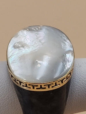 Vienesse Mother Of Pearl/14k Gold/Larkavite Stone Ring Size 8