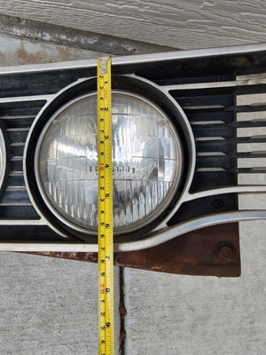 1970 DODGE POLARA Passenger Side Front Grill With Headlights As Is