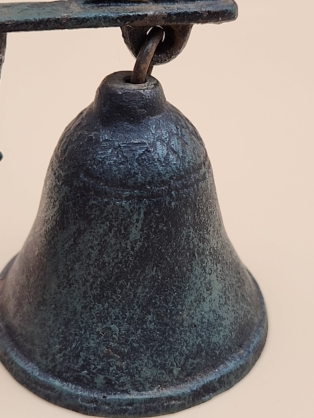 Vintage Cast Iron Painted Rooster Dinner Bell 6.5” Tall Door Bell