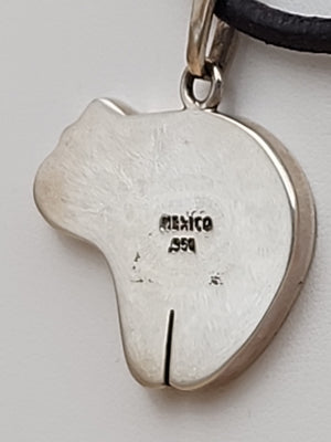 Mexico Southwest Style 950 Fine Silver/ Black Inlaid Onyx Bear Pendant