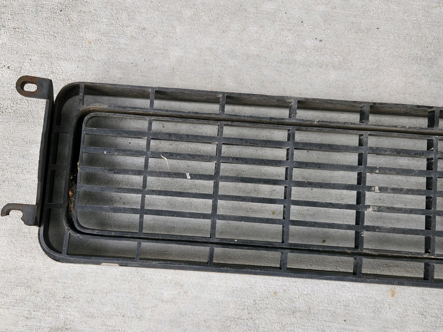 1970 DODGE POLARA Drivers Side Front Grill With Headlights As Is