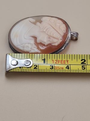 Sterling Silver Victorian Hand Carved 40mm Cameo Pendant/Brooch