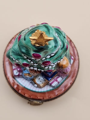 LIMOGES "Childrens Christmas Morning Joy" Hand Painted Limited Edition 338/1000