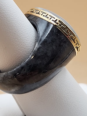 Vienesse Mother Of Pearl/14k Gold/Larkavite Stone Ring Size 8