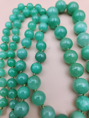 GRASSMAN-BLAKE 14k/Natural Green Onyx/Double Knotted/Graduated/Beaded Necklace