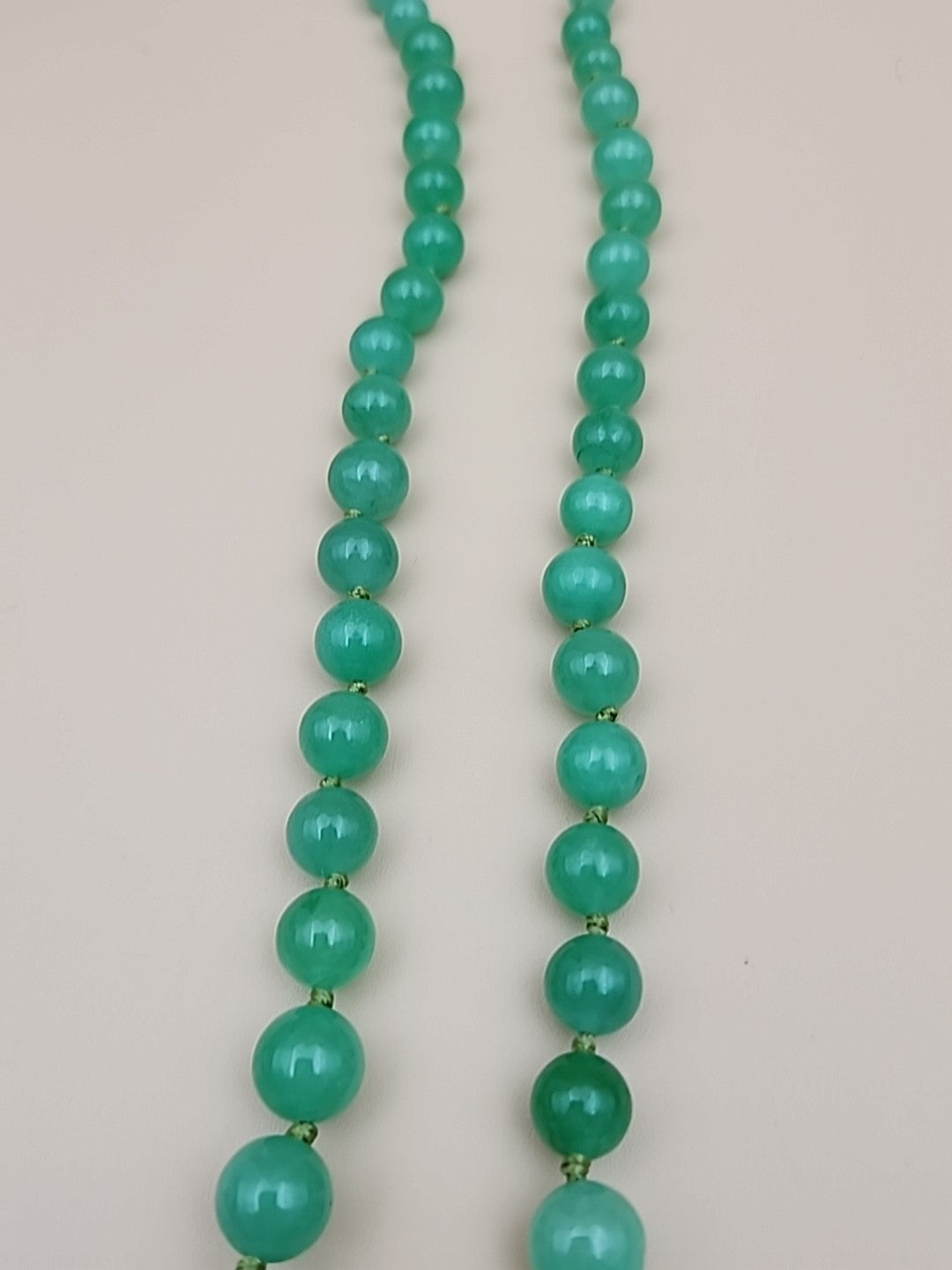 GRASSMAN-BLAKE 14k/Natural Green Onyx/Double Knotted/Graduated/Beaded Necklace