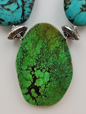 AMY KAHN RUSSELL Original  Green &  Blue Chunky Turquoise 24" Necklace 9.5 OZ TW