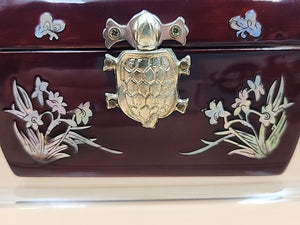 Korean Najeon Chiligi Mother Of Pearl Laquerware Ring Box