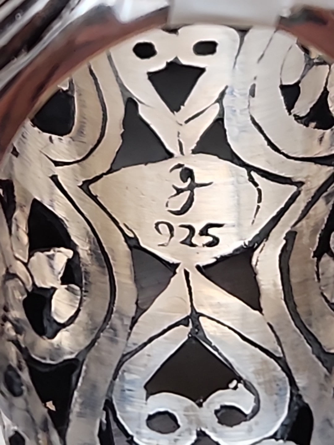 SAMUEL B. Mother Of Pearl/ Sterling Silver Filagree Finger Ring Size 6