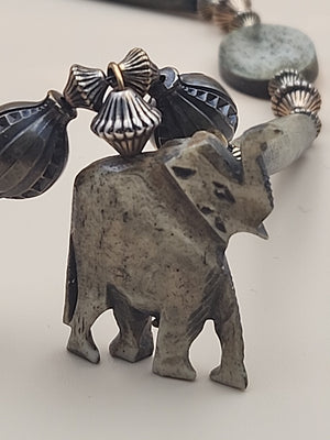 Polished Carved Green Agate Stone/African Elephant  30" Gold Tone Necklace