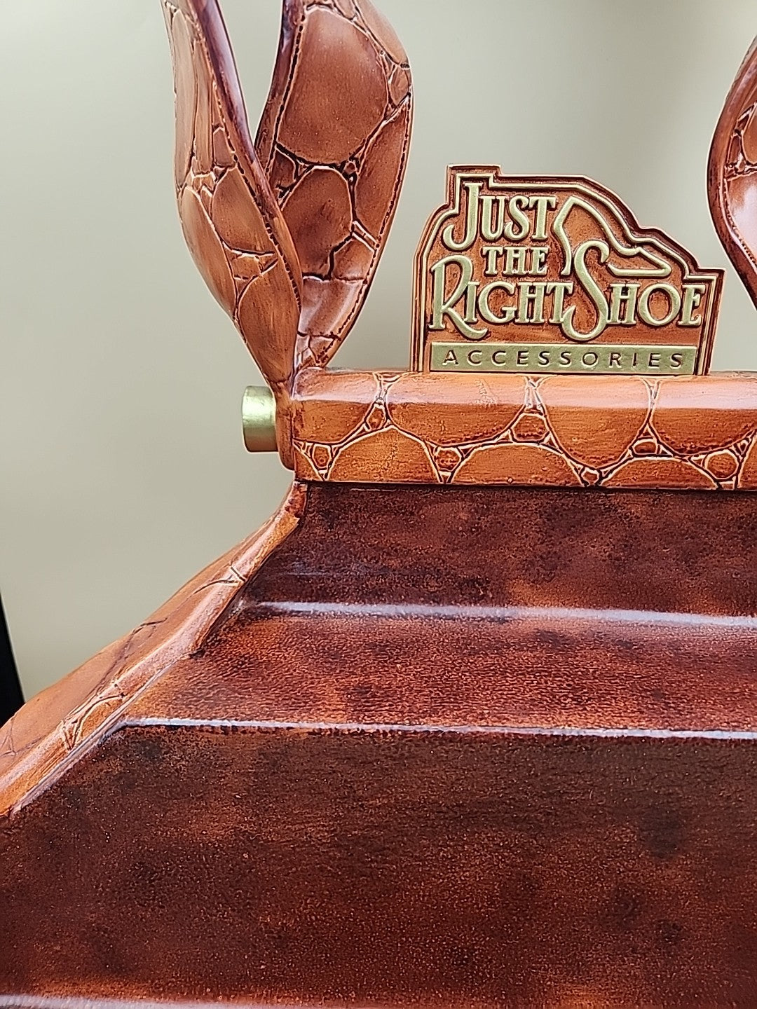 JUST THE RIGHT SHOE Handbag Shaped Display/3 Shelves/Heavy Duty