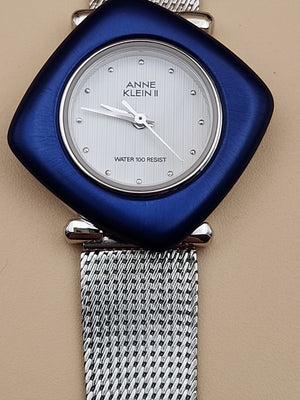 ANNE KLEIN II Vintage Interchangeable Bezel Womens Silver Tone Watch NEW BATTERY