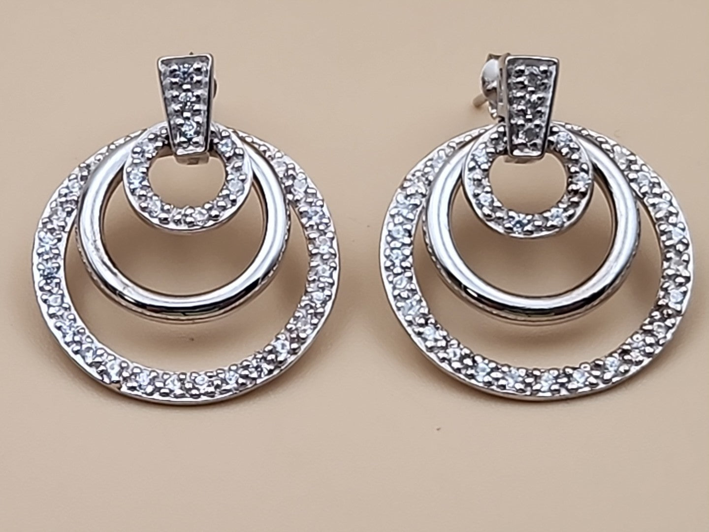 Sterling Silver Dbl. Beaded Chain/ Triple Circle Crystal Pendant & Earrings Set