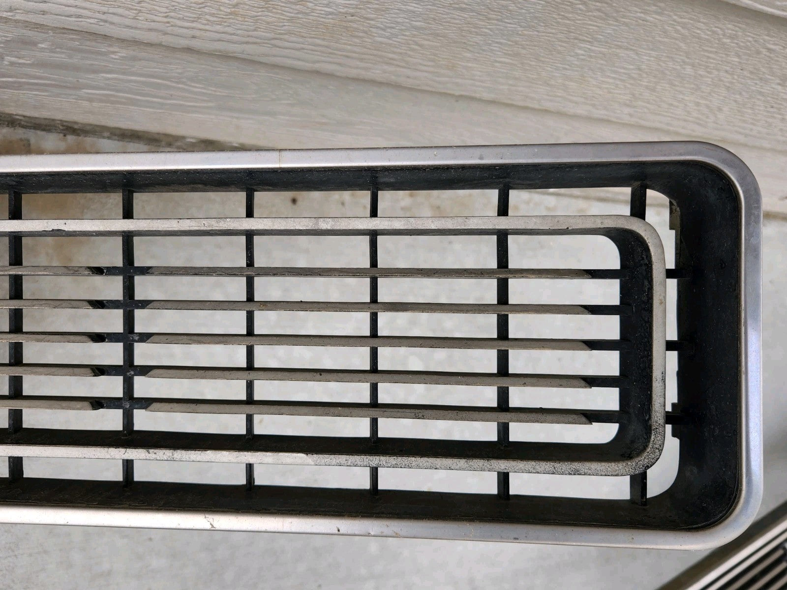 1970 DODGE POLARA Passenger Side Front Grill With Headlights As Is