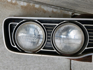 1970 DODGE POLARA Passenger Side Front Grill With Headlights As Is