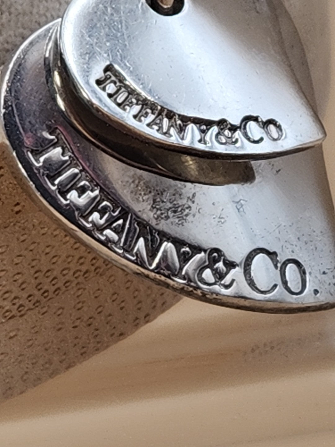 TIFFANY AND CO. 925 Silver Dbl. Dangle Heart 8" Open Link Charm Bracelet