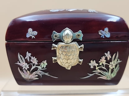 Korean Najeon Chiligi Mother Of Pearl Laquerware Ring Box
