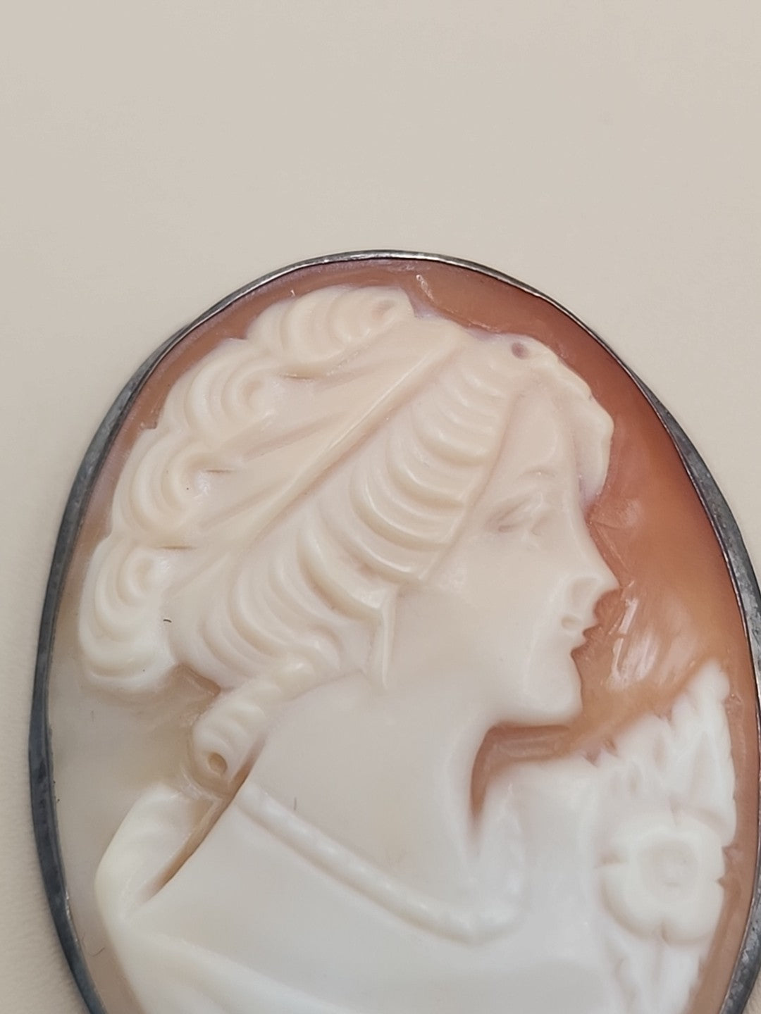 Sterling Silver Victorian Hand Carved 40mm Cameo Pendant/Brooch