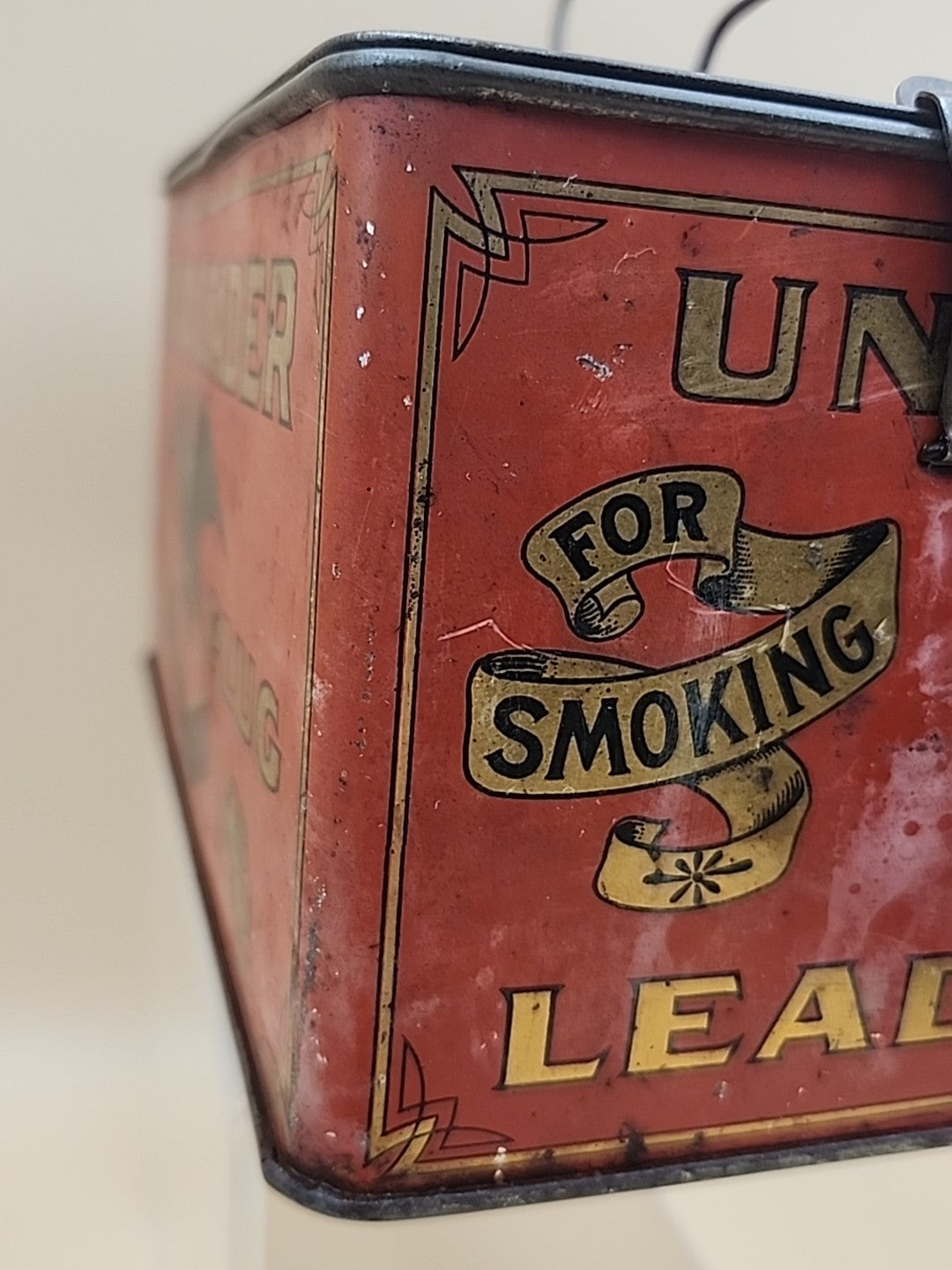 1900's UNION LEADER Antique Cut Plug Tobacco Tin With Lock And Handle