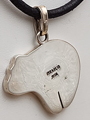 Mexico Southwest Style 950 Fine Silver/ Black Inlaid Onyx Bear Pendant